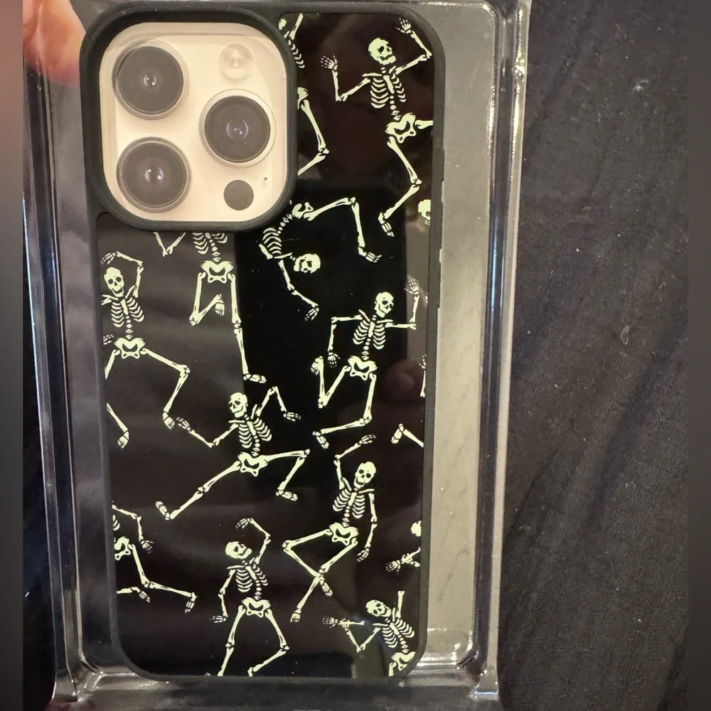 Skeleton Design GLOW IN THE DARK “bone boogie”Limited Edition black Phone Case